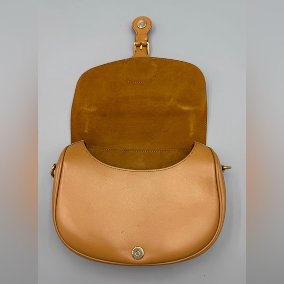 Christian Dior Bobby Smooth Leather Saddle with Strap - Picture 13 of 14